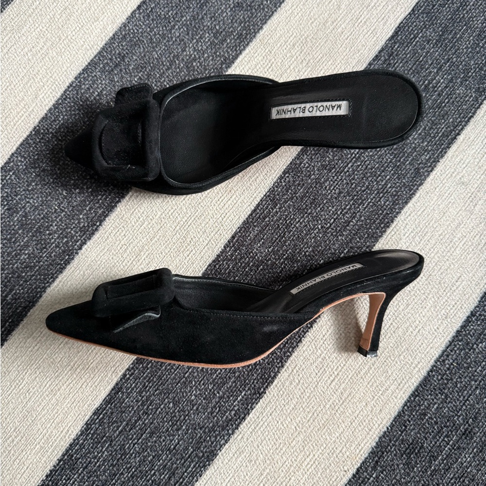 Manolo Blahnik Maysale 50